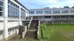 旧飯豊町立中津川小中学校