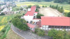 山形市立村木沢小学校 秋（山形市）